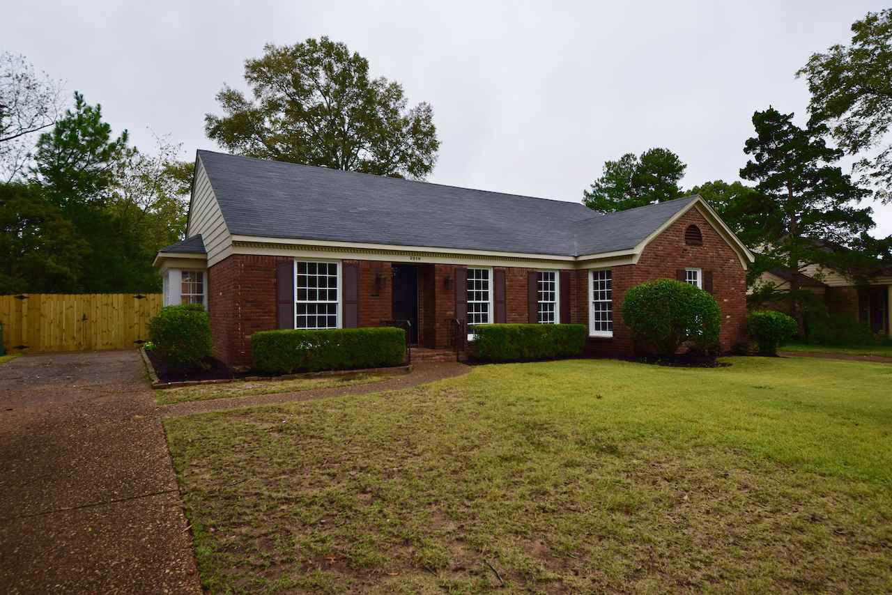 2310 Lovitt Dr - Photo 1