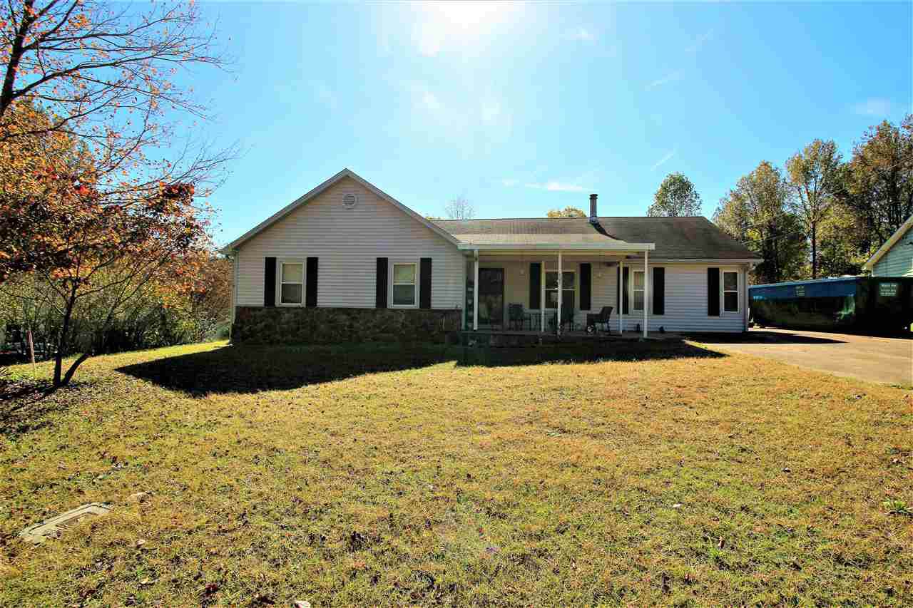 303 Chisolm Trl - Photo 1