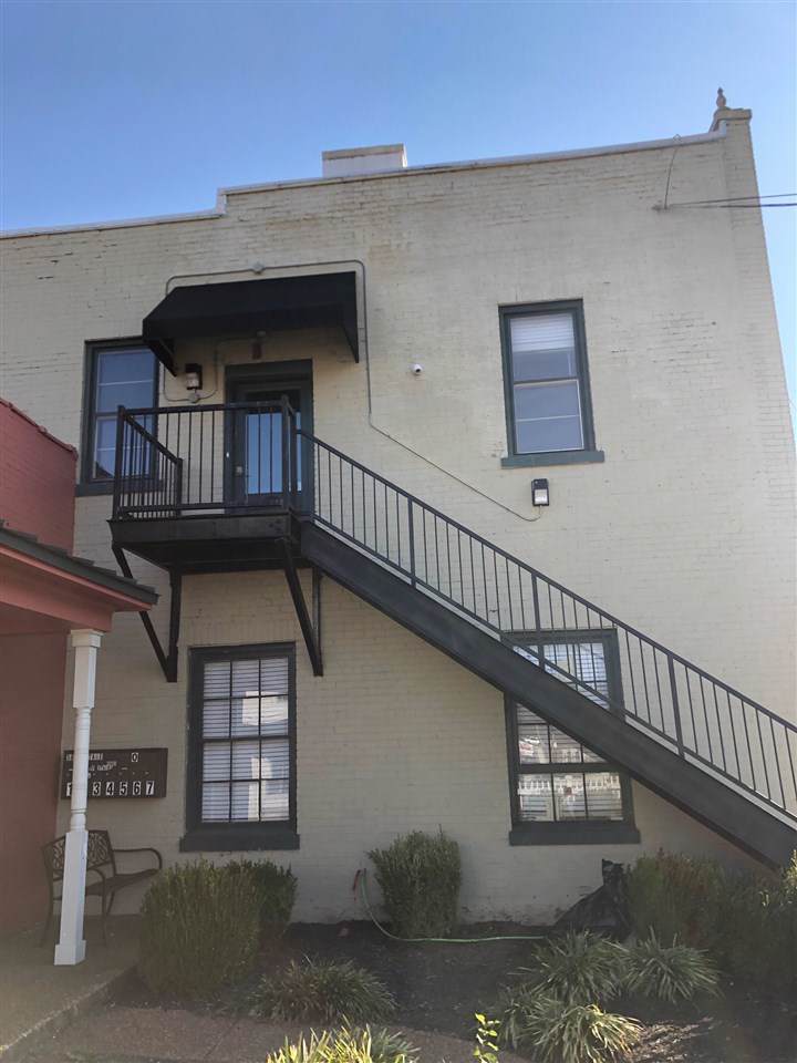 5800 Stage Dr - Photo 1