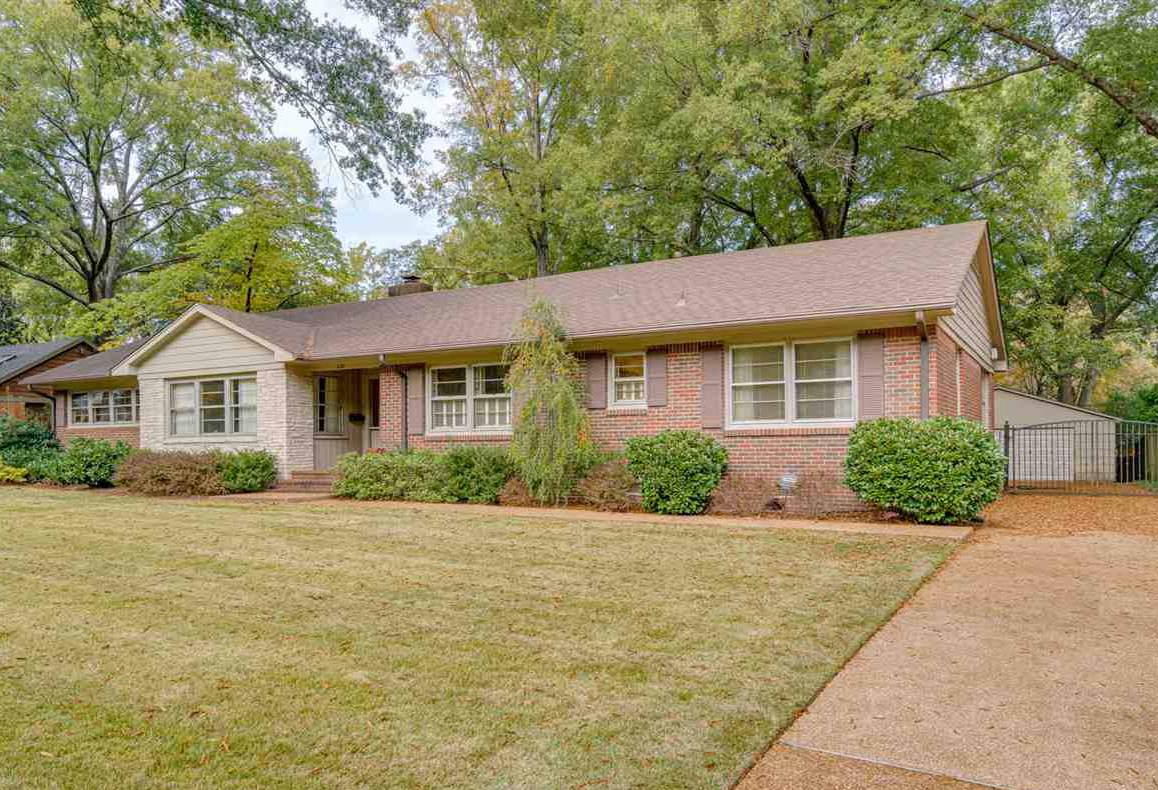 4320 Sequoia Rd - Photo 1