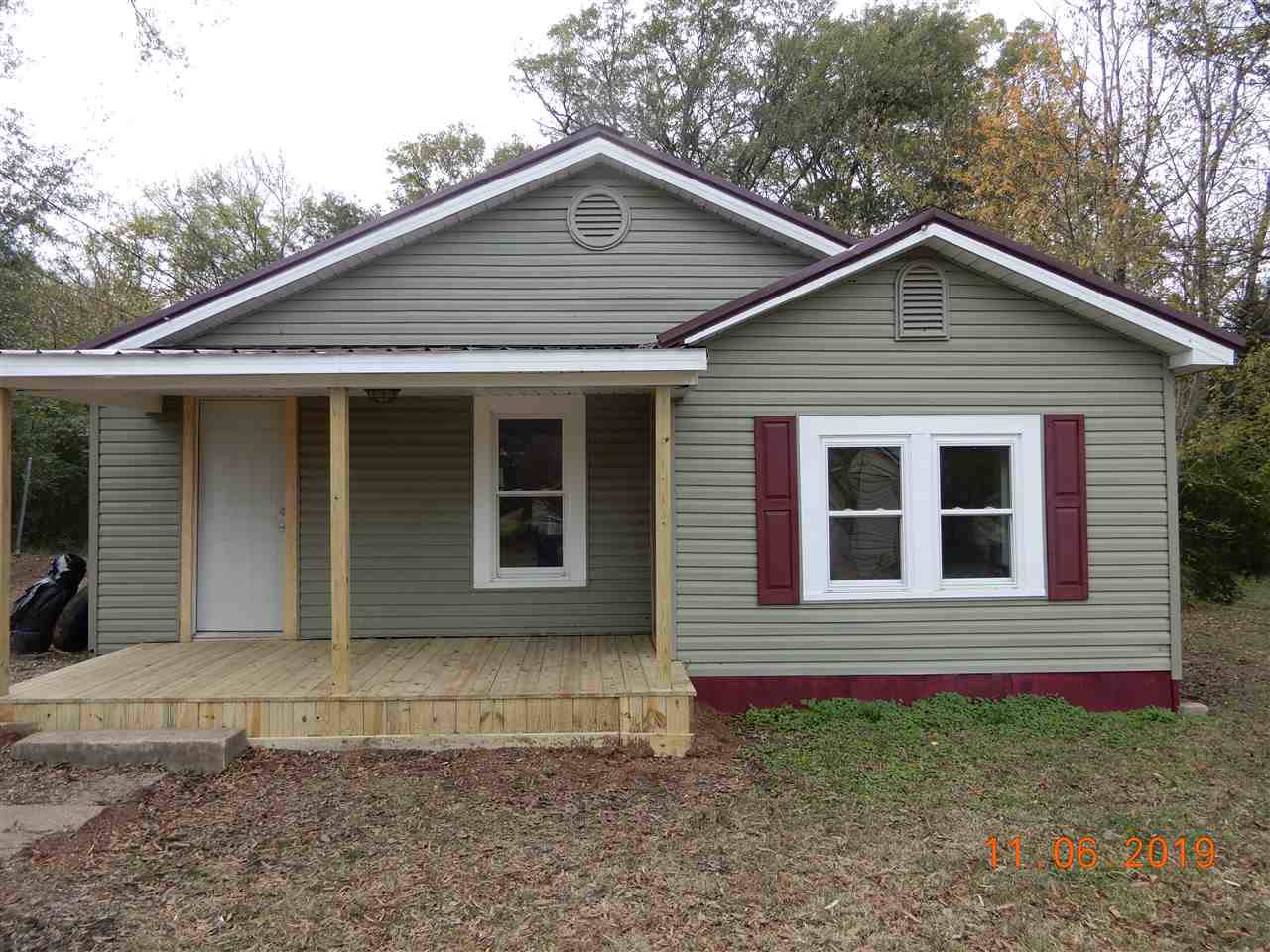 127 Oak St - Photo 1