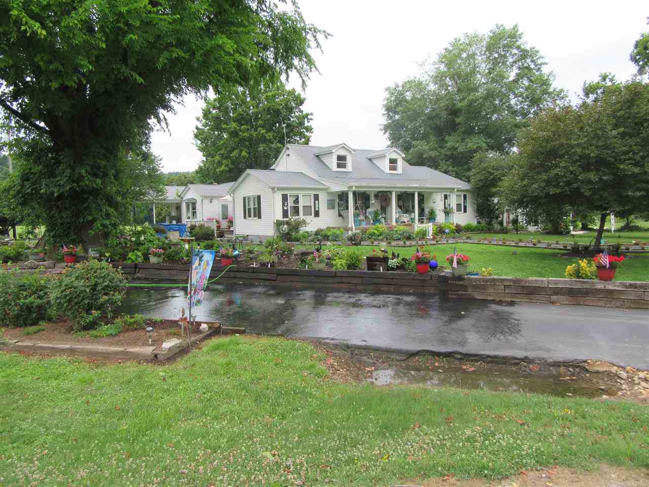 3010 Arnold Hollow Rd - Photo 1