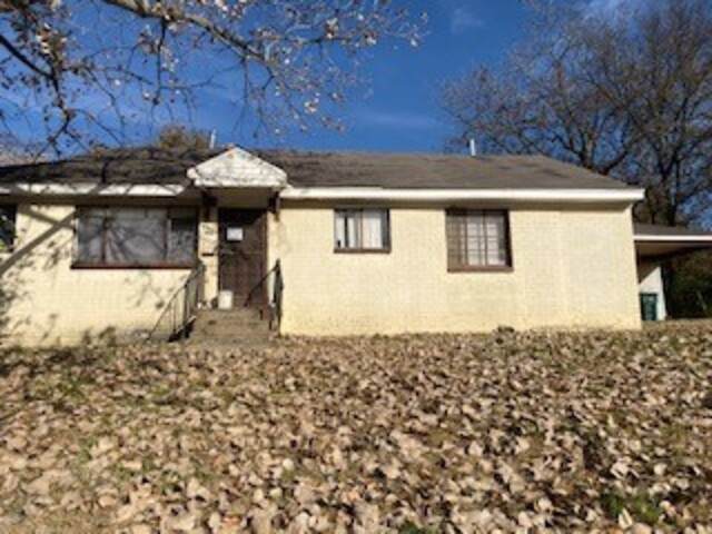1622 Elvis Presley Blvd - Photo 1