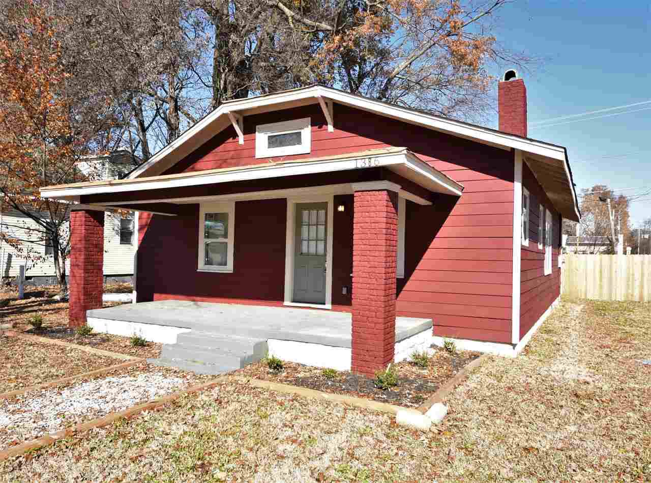 1386 Snowden Ave - Photo 1
