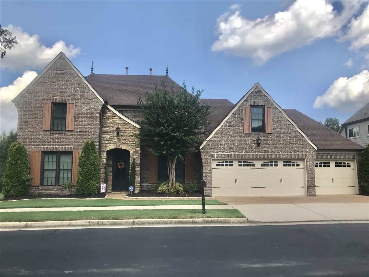 10166 Carly Dr - Photo 1