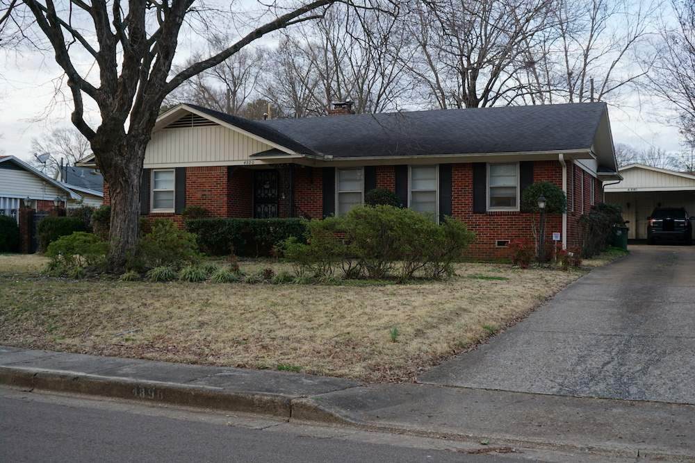 4890 Bland Ave - Photo 1