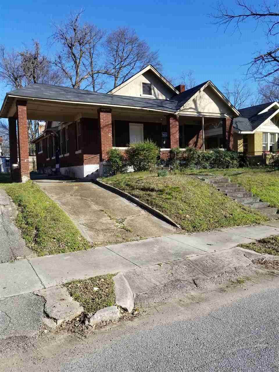 836 Maury St - Photo 1