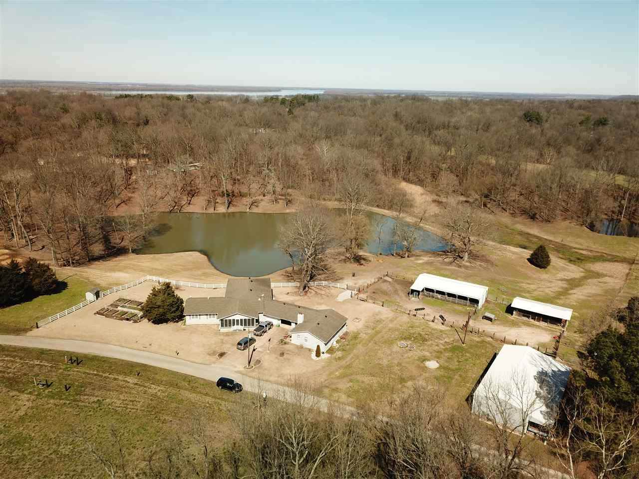 510 Perry Ln - Photo 1 510 Perry Ln - Photo 1