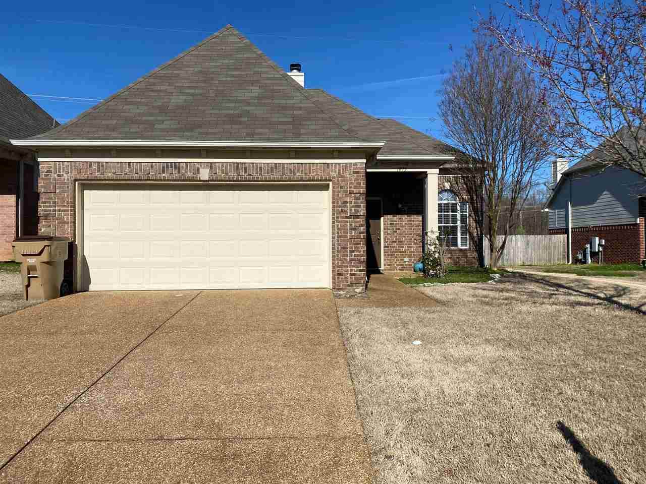 1075 Averett Cv - Photo 1