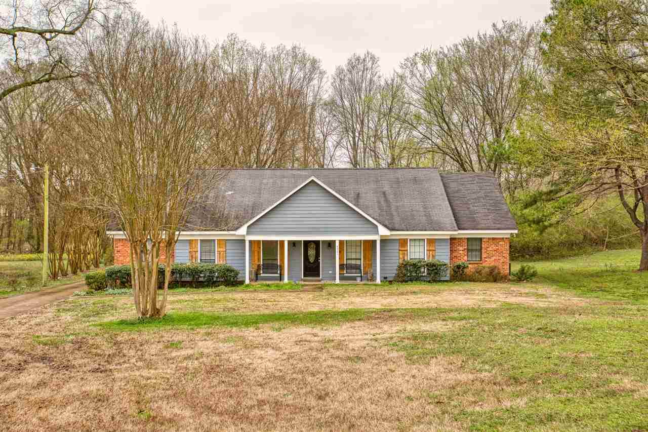 4961 Shadowlawn Rd - Photo 1