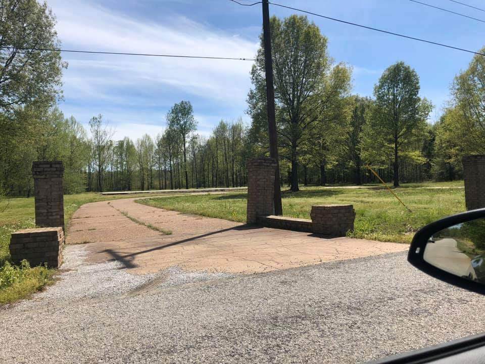 310 Fields Dr - Photo 1