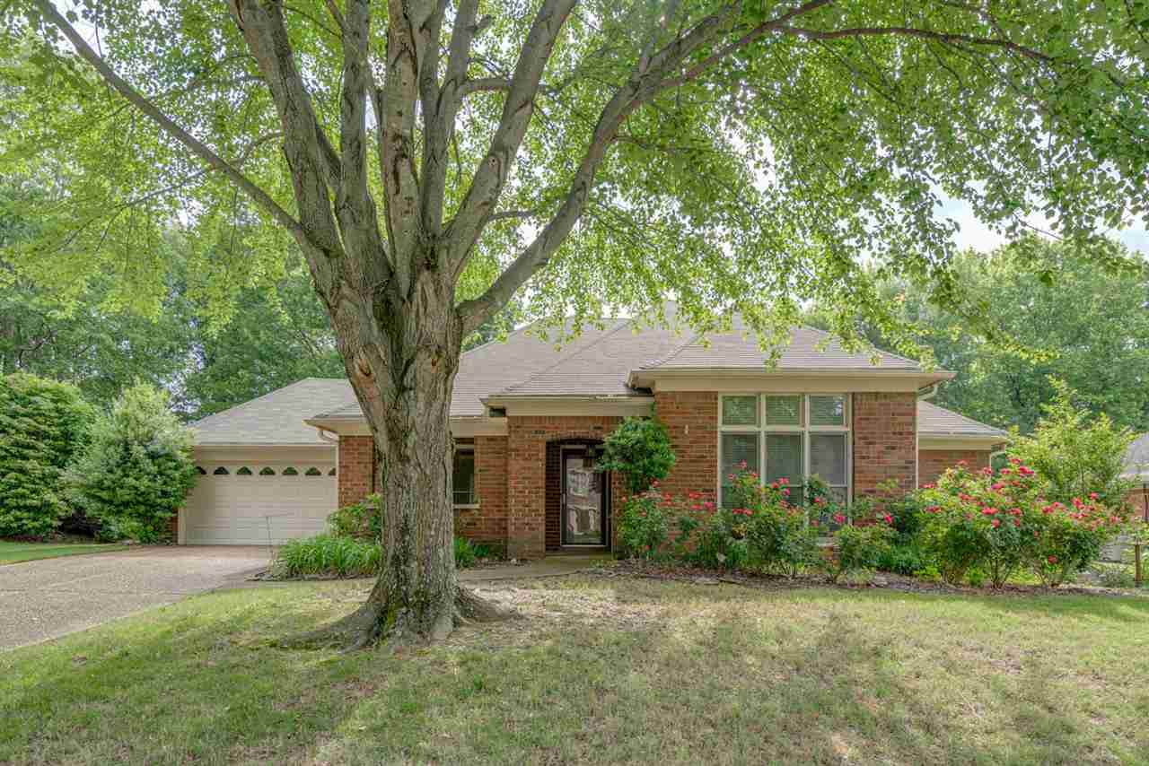 744 Grovewood Dr - Photo 1 744 Grovewood Dr - Photo 1