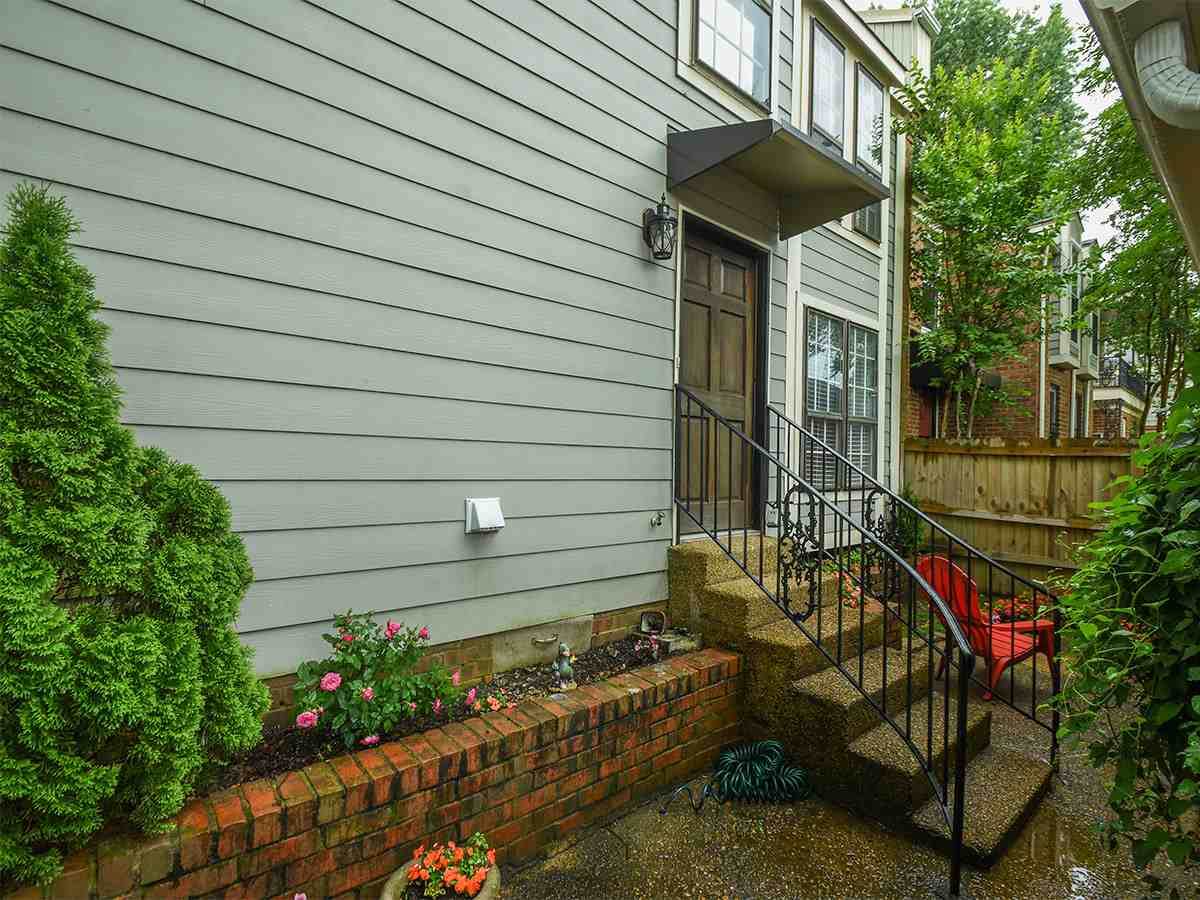 2071 Chichester Ln - Photo 1 2071 Chichester Ln - Photo 1