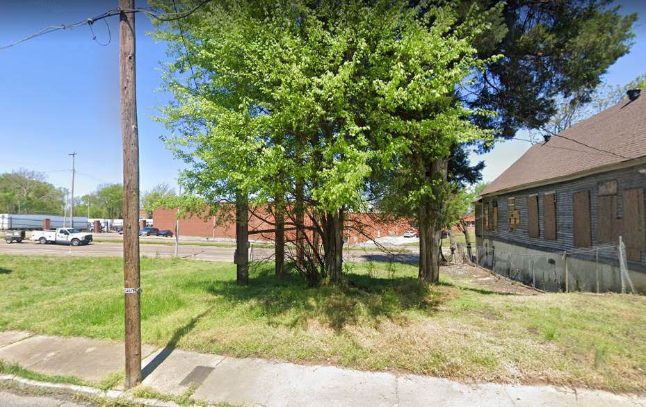 666 Provine Ave - Photo 1