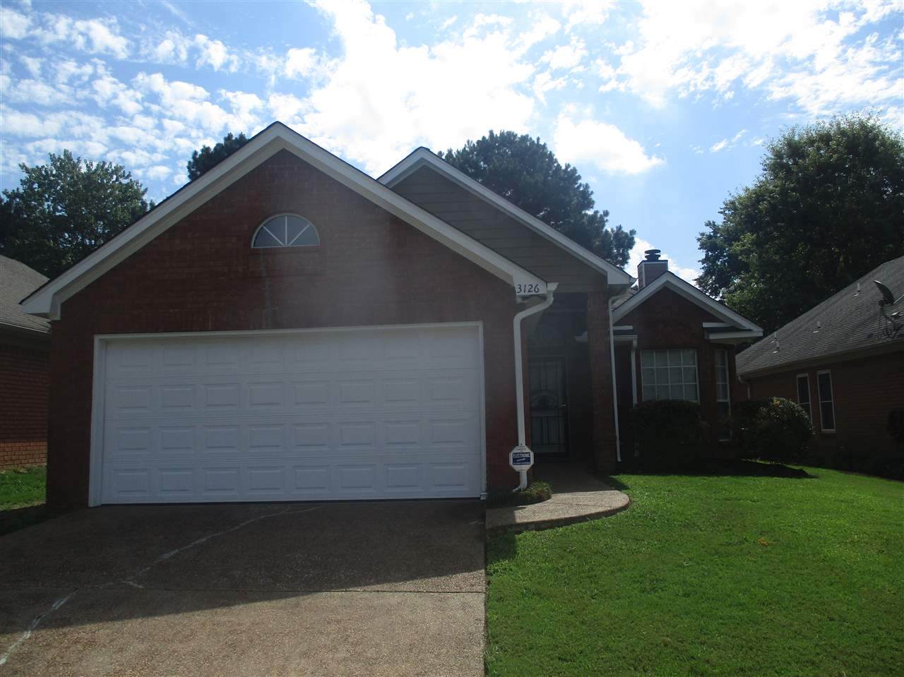 3126 Clubview Cv - Photo 1