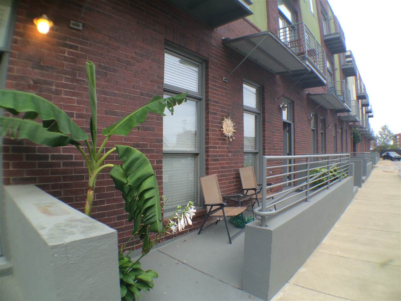 615 Denmark Ave - Photo 1
