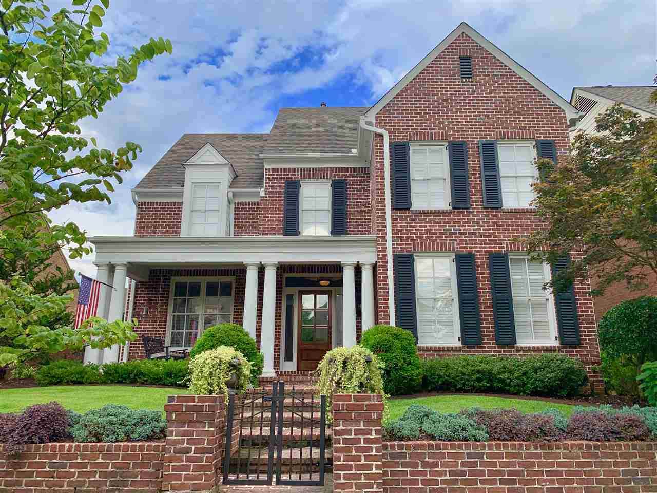 290 Colbert St - Photo 1