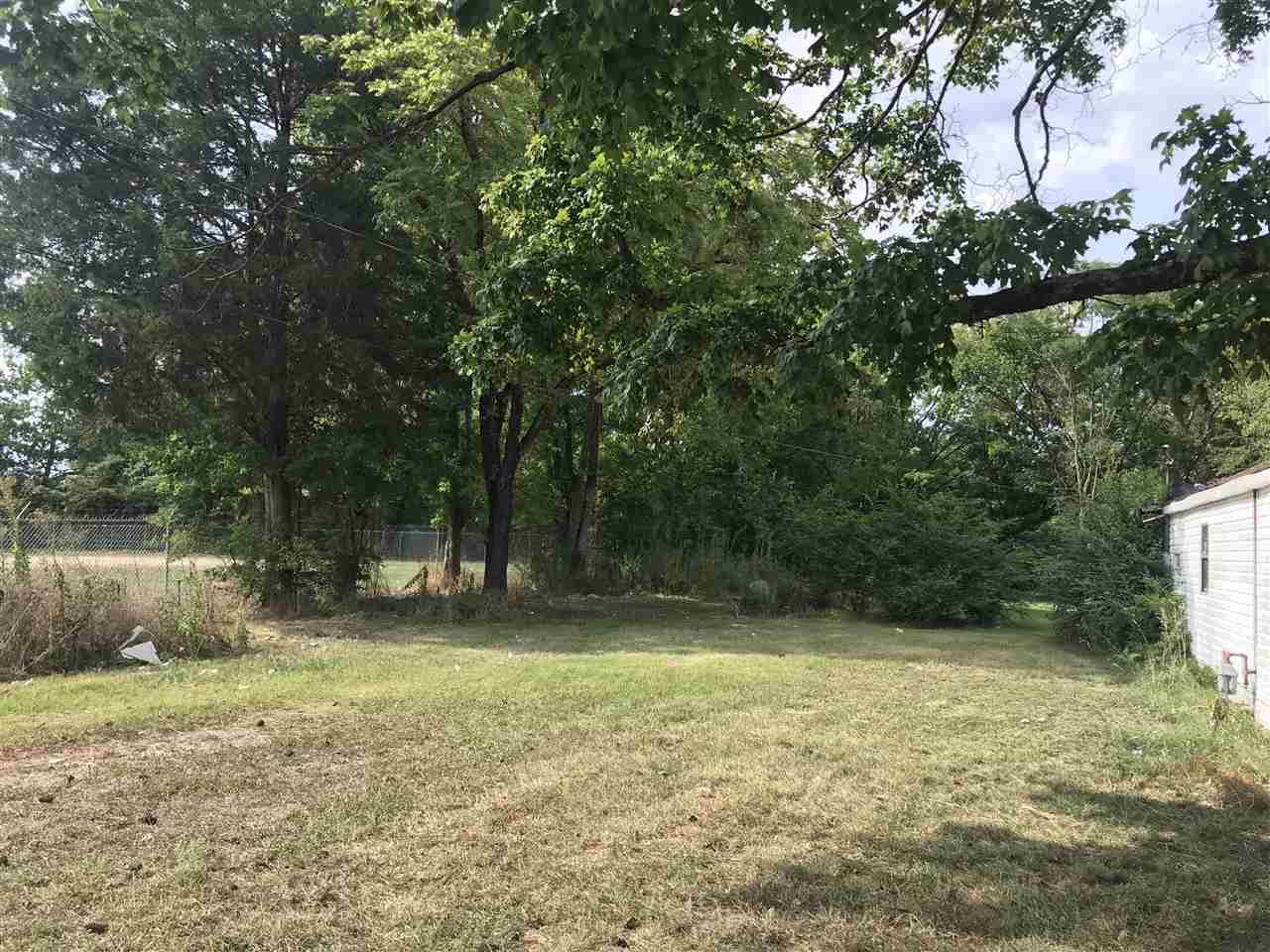 125 Hickory St - Photo 1