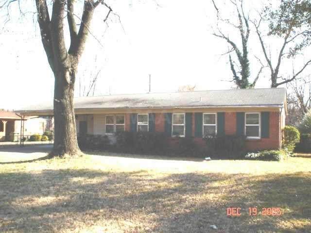 1771 Oakwood Dr - Photo 1