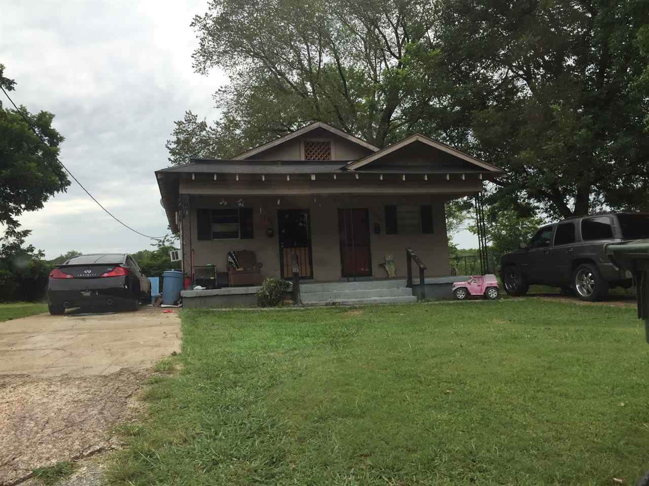 2500 Hanwood Rd - Photo 1