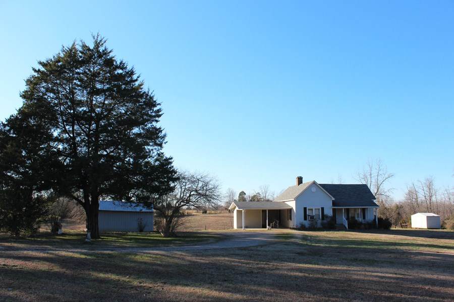 2562 Mount Vinson Rd - Photo 1