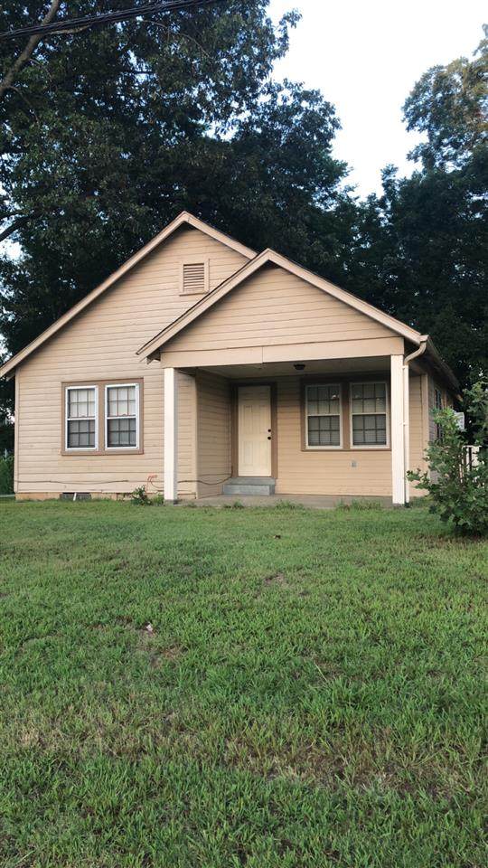 1732 College St - Photo 1