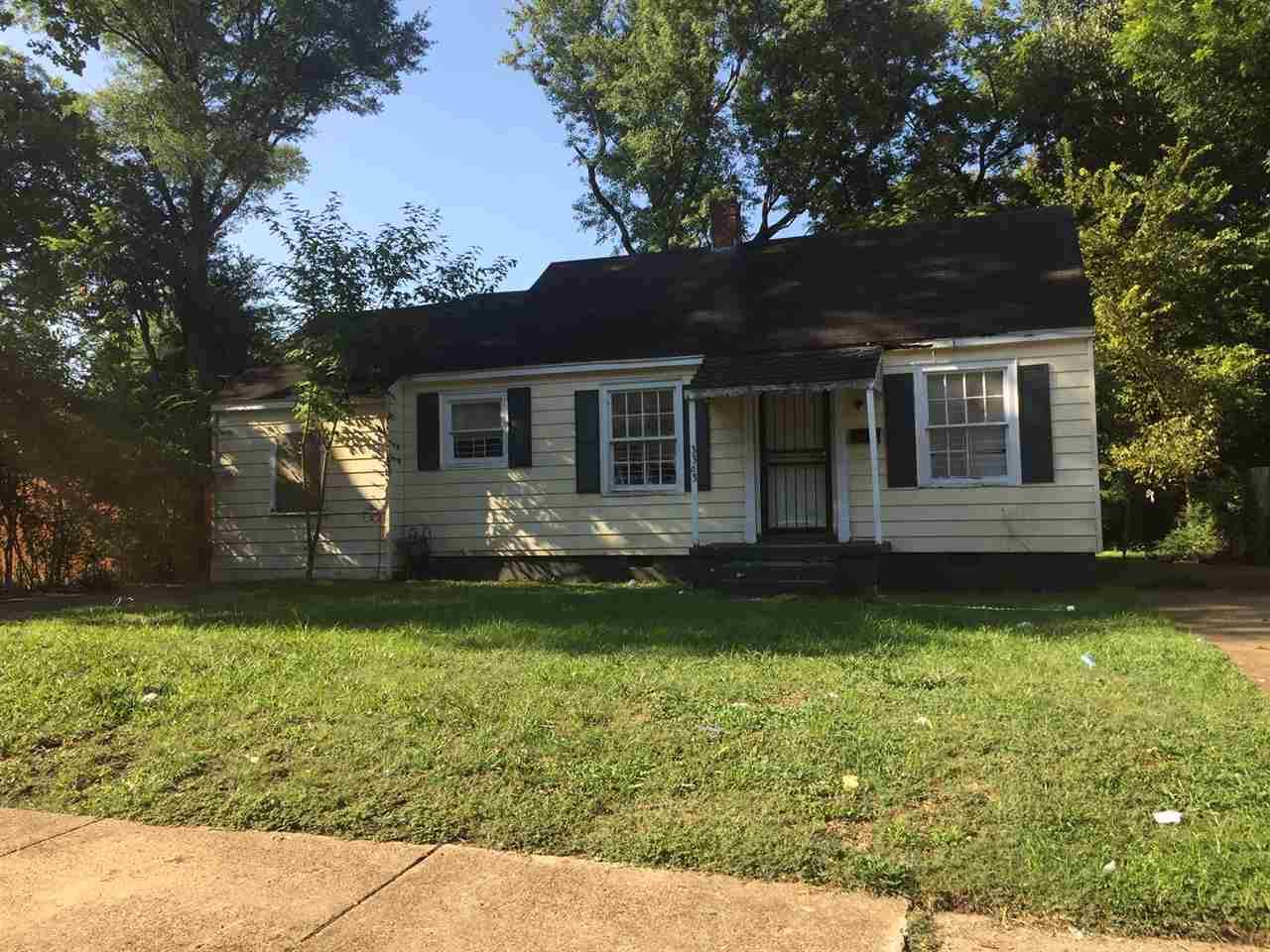 3363 Farmville Ave - Photo 1