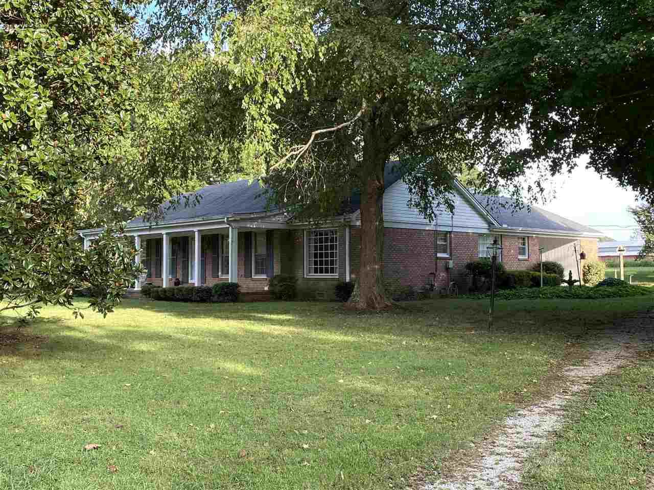 18180 64 Hwy - Photo 1