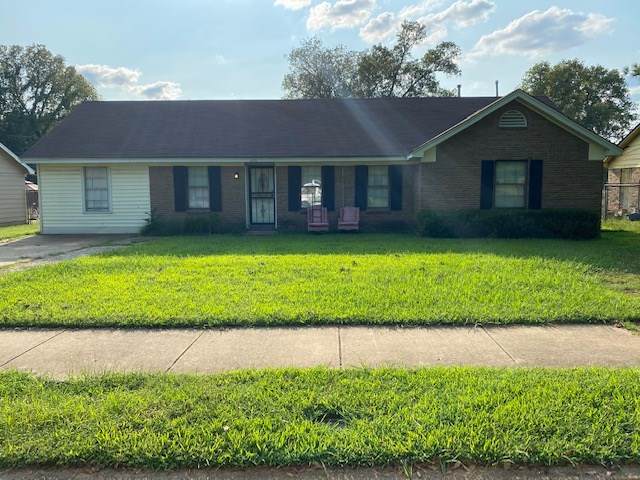 4375 Hawkeye St - Photo 1