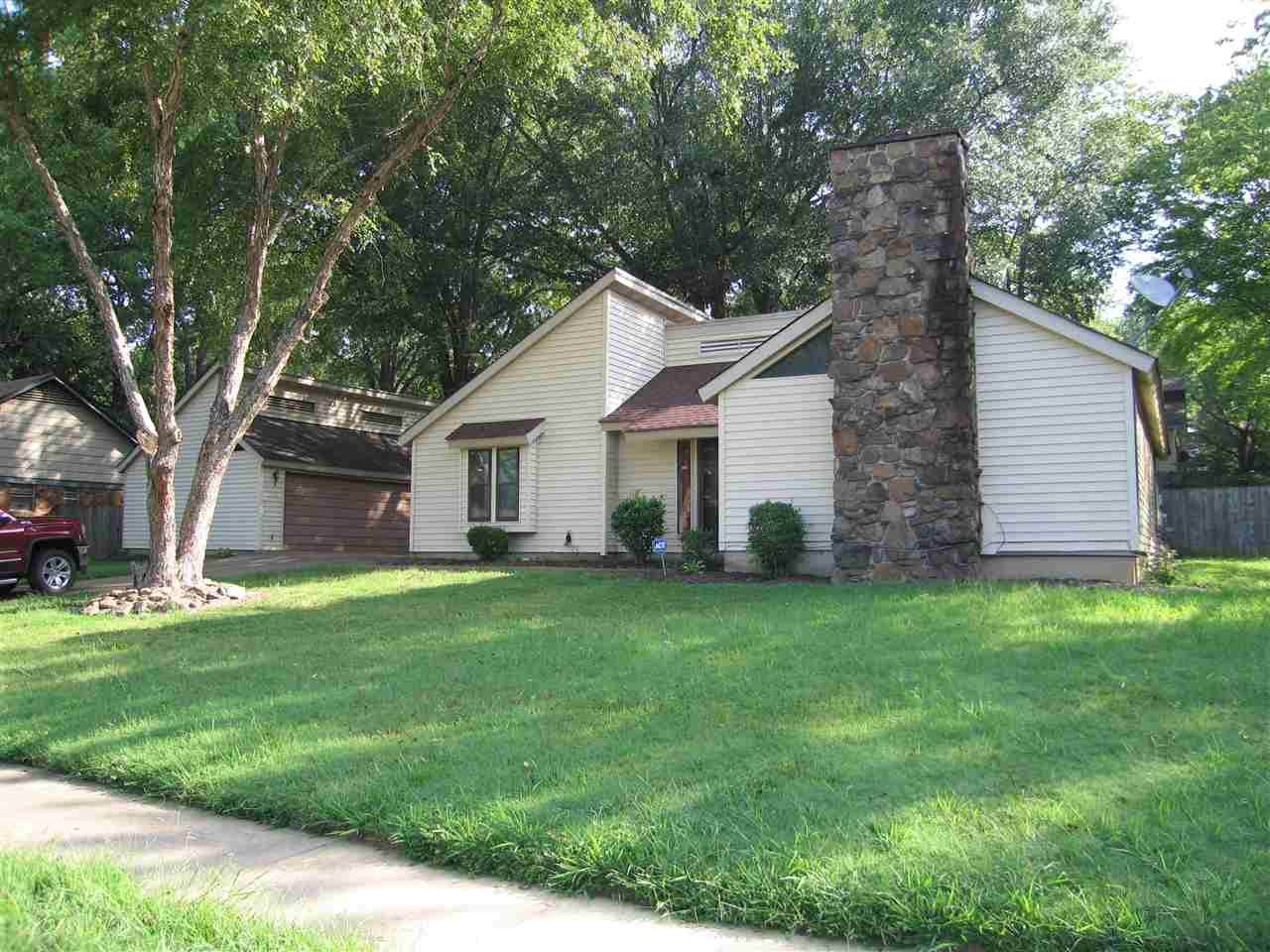 3604 Burkehill Dr - Photo 1