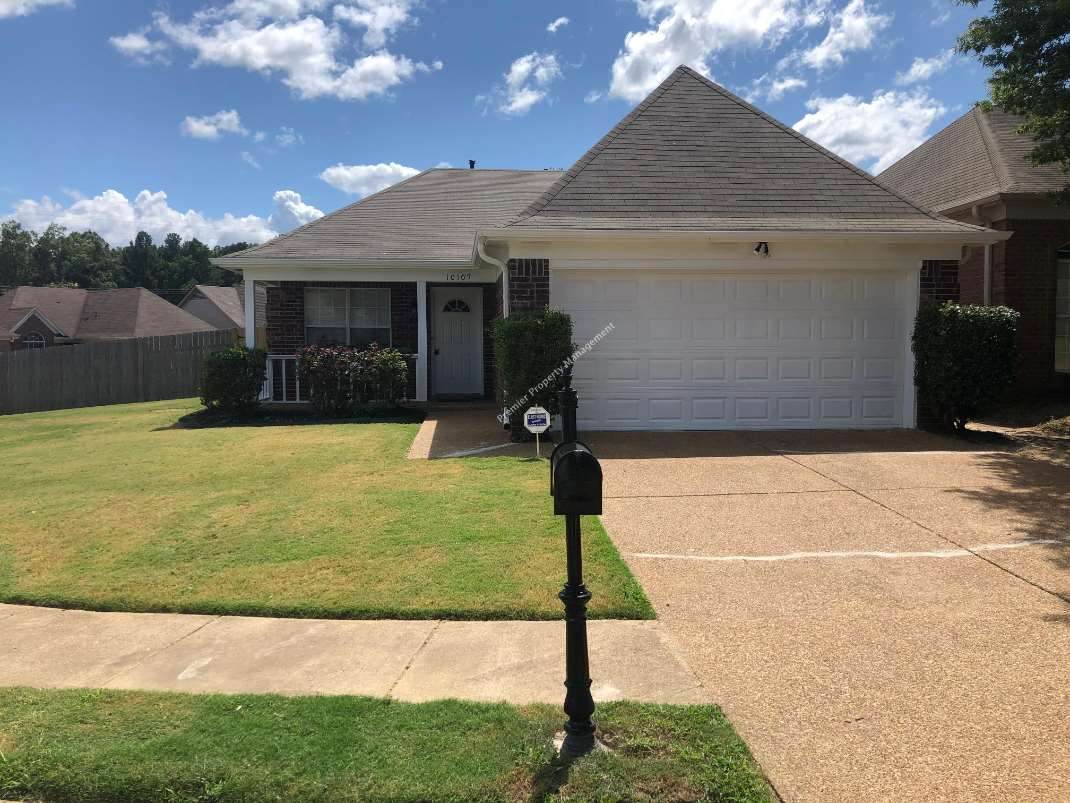 10107 Cross Hill St - Photo 1