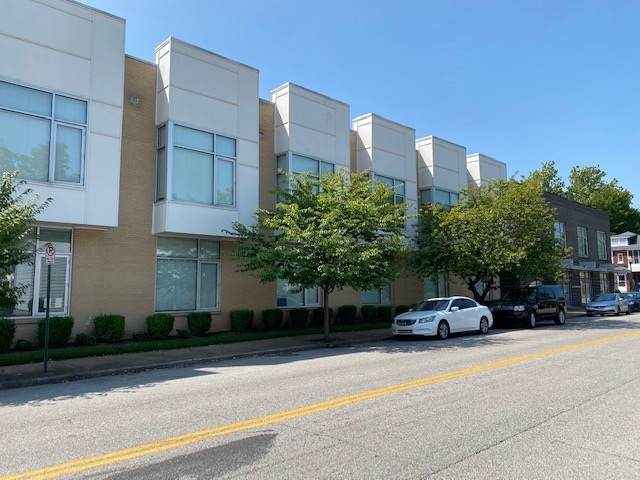 2263 Young Ave - Photo 1