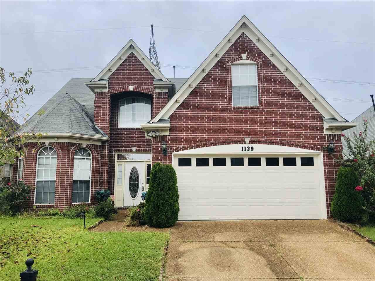 1129 Averett Ln - Photo 1