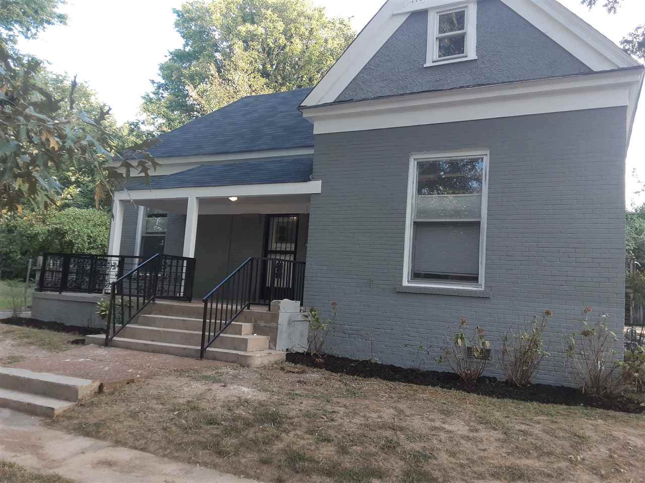 1637 Southern Ave - Photo 1