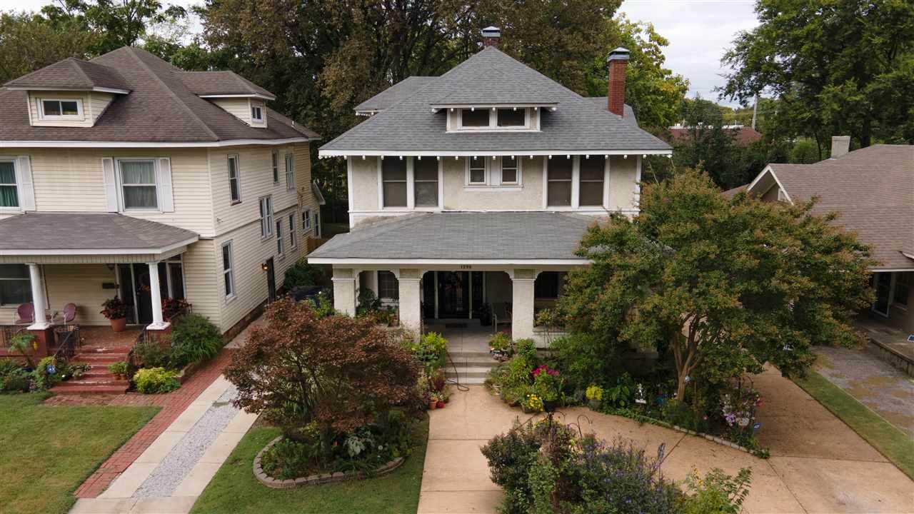 1206 Central Ave - Photo 1