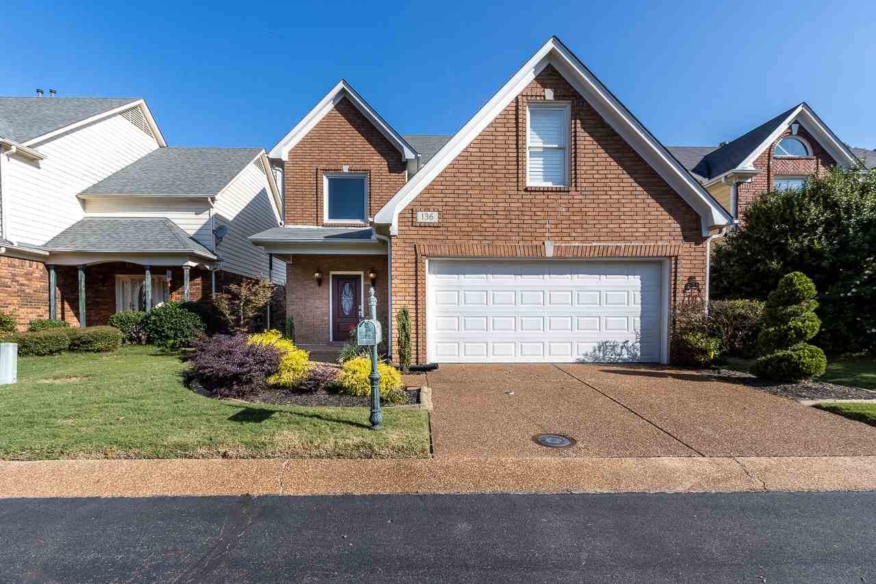 136 Riverwalk Pl - Photo 1