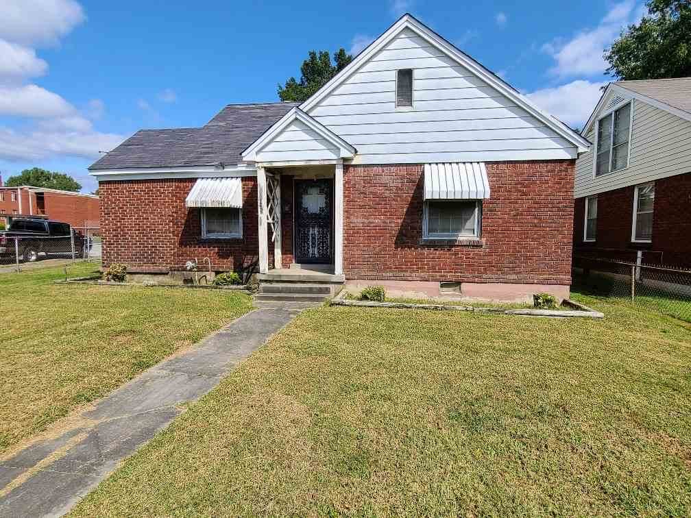 2452 Arlington St - Photo 1