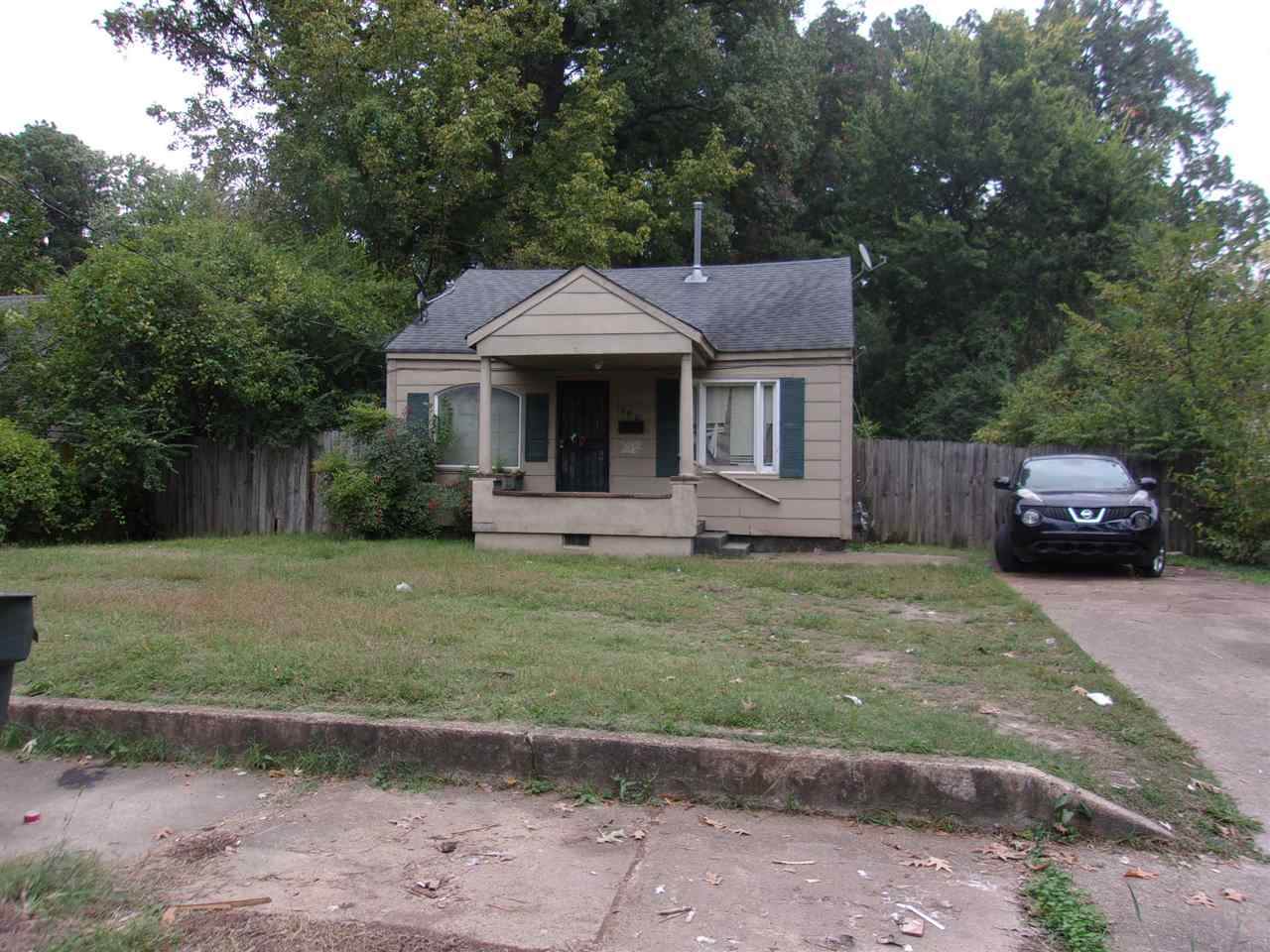 1690 Echles Ave - Photo 1