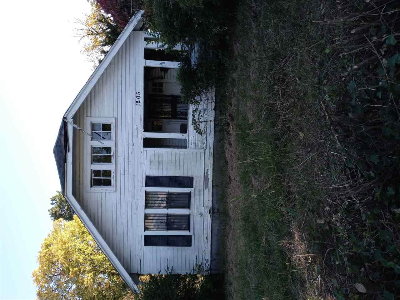 1205 Dempster Rd - Photo 1