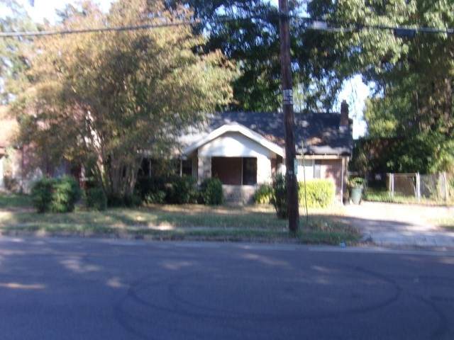 1436 Mclemore Ave - Photo 1