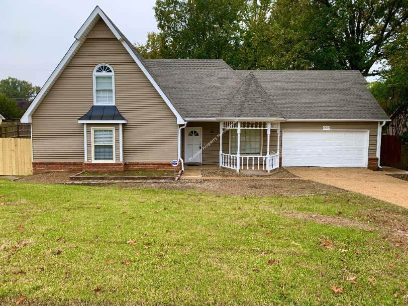 8509 Chimneyrock Blvd - Photo 1