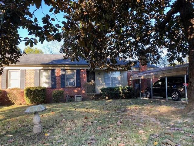 1955 Davis Cir - Photo 1