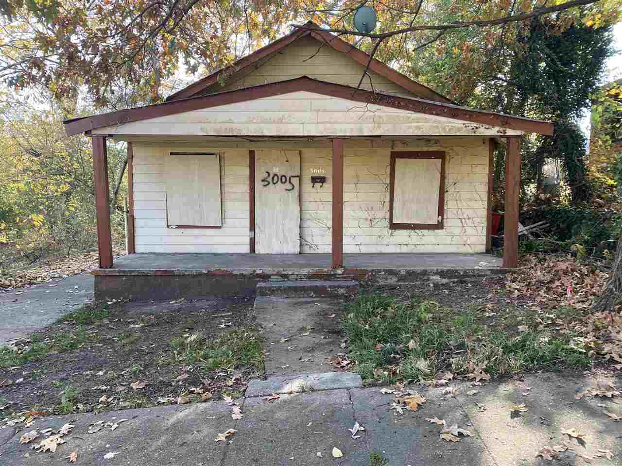 3005 Yale Ave - Photo 1