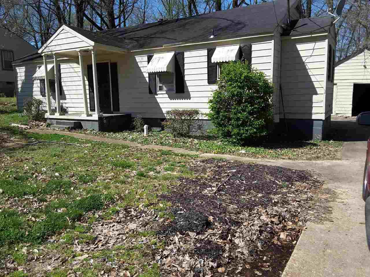 3207 University St - Photo 1