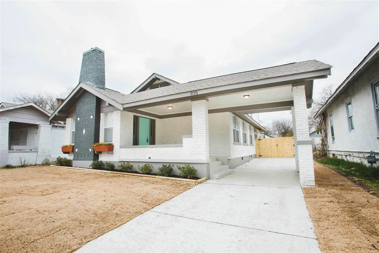 935 Forrest Ave - Photo 1