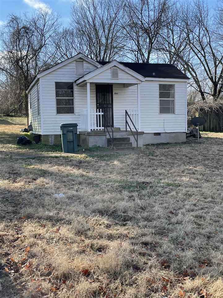 1743 Cleoford St - Photo 1