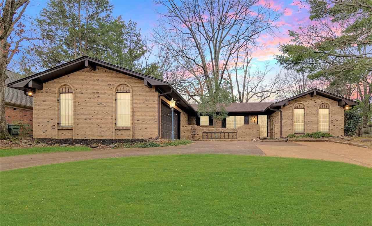 2235 Kingsrow Pky - Photo 1
