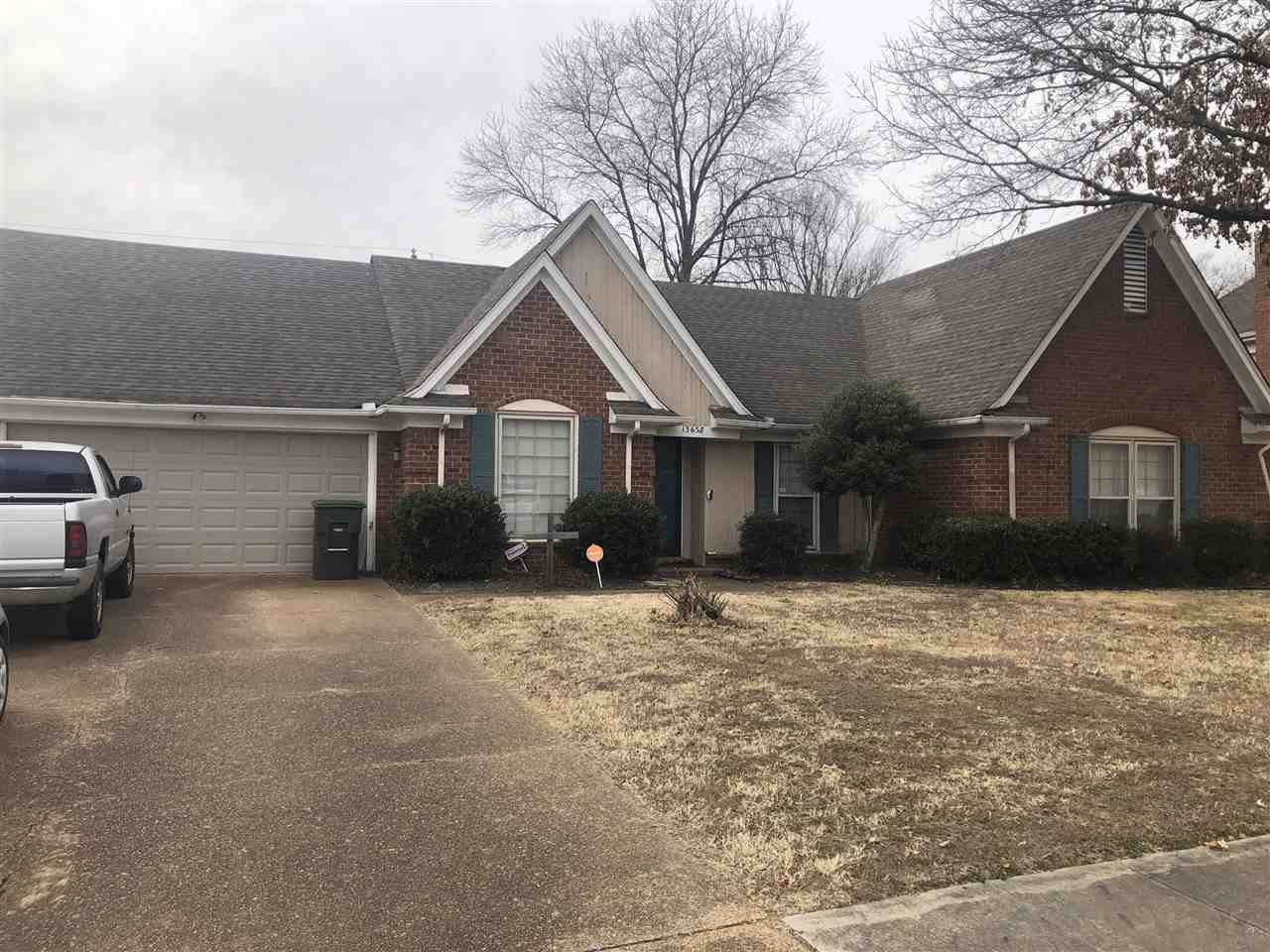 1365 Fieldstone Trl - Photo 1