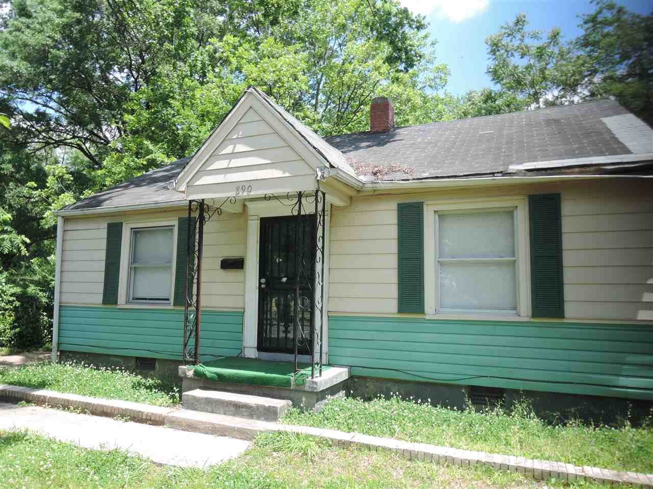890 Baltic St - Photo 1