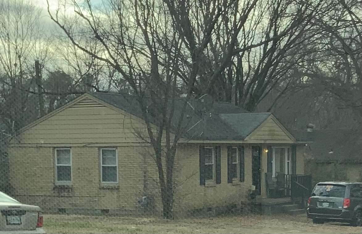 2153 Gayle Ave - Photo 1